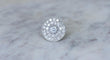 Bague 53 Bague cible Art Déco ronde en platine et diamants 4,16 cts 58 Facettes