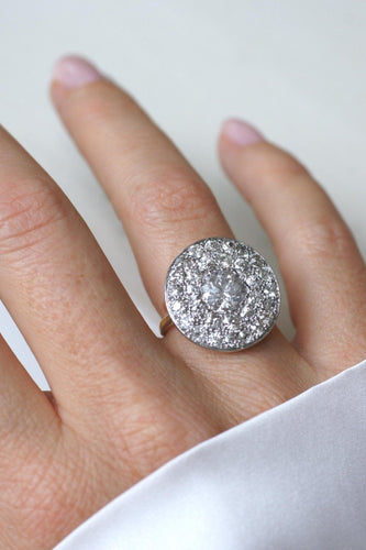 Bague 53 Bague cible Art Déco ronde en platine et diamants 4,16 cts 58 Facettes