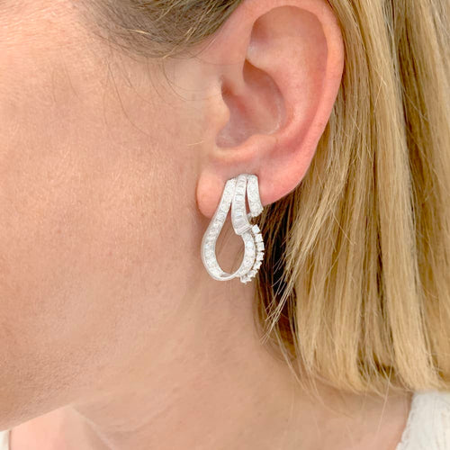 Boucles d'oreilles Boucles d’oreilles clips en or blanc 750 serties de diamants 58 Facettes 34705