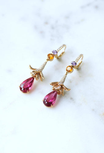 Boucles d'oreilles Lorenz Bäumer - Boucles d’oreilles pendantes en or jaune et diamants, saphirs, héliodores, rubellites 58 Facettes