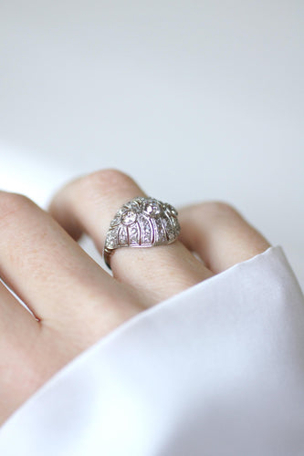 Bague 51.5 Bague dôme Art déco en platine et diamants 1,30 ct 58 Facettes