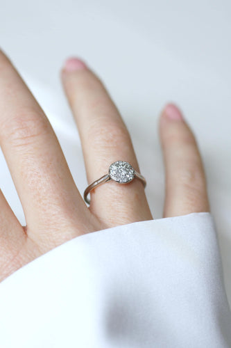 Bague 59 Bague Art Déco ronde sertie de diamants en platine 58 Facettes