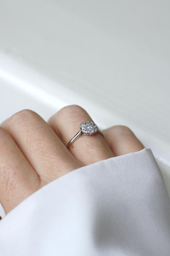 Bague 59 Bague Art Déco ronde sertie de diamants en platine 58 Facettes