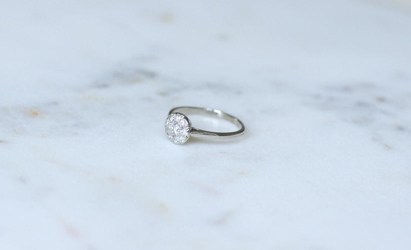 Bague 59 Bague Art Déco ronde sertie de diamants en platine 58 Facettes