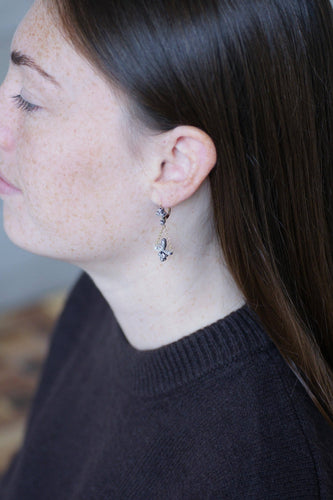 Boucles d'oreilles Boucles d'oreilles dormeuses pendantes en or jaune et rose 18k et diamants 58 Facettes