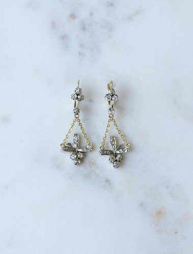Boucles d'oreilles Boucles d'oreilles dormeuses pendantes en or jaune et rose 18k et diamants 58 Facettes