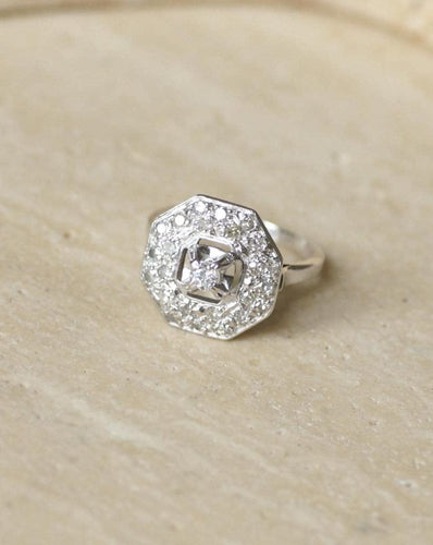 Bague 53 Bague Art Déco octogonale en platine et diamants 0,65 ct 58 Facettes