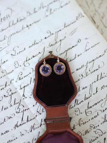 Boucles d'oreilles Boucles d’oreilles dormeuses en or jaune 18k, améthystes et diamants 58 Facettes
