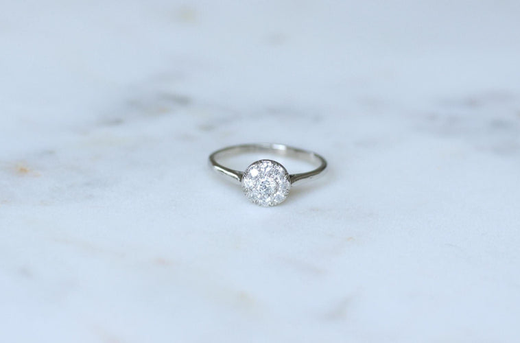 Bague 59 Bague Art Déco ronde sertie de diamants en platine 58 Facettes
