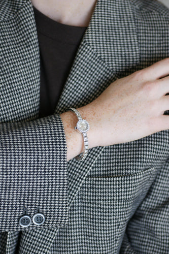 Montre Astral - Montre bracelet sertie de diamants en or blanc 18k 58 Facettes