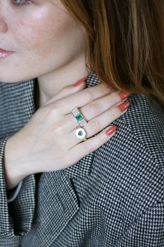 Bague Bague cœur en or jaune 18k, émeraude, diamants et nacre 58 Facettes