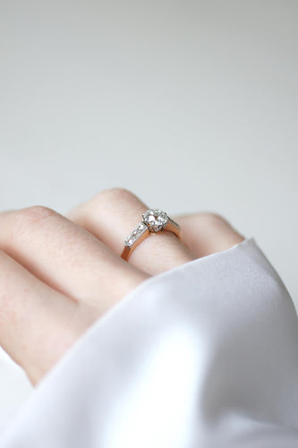 Bague 56 Bague solitaire diamant coussin taillé à l’ancienne en or rose et platine 58 Facettes