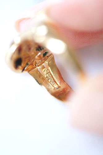 Bague 55 Bague ancienne chinoise pivotante en or jaune 21kt et émail 58 Facettes