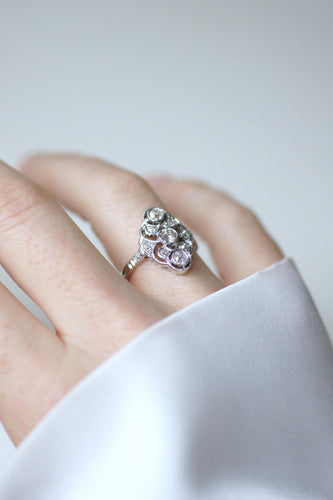 Bague Bague marquise Art Déco pavée en platine et diamants 0,85 ct 58 Facettes