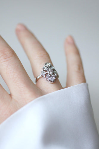 Bague Bague marquise Art Déco pavée en platine et diamants 0,85 ct 58 Facettes