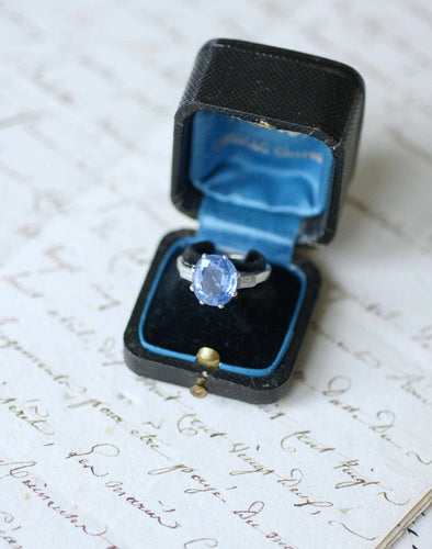 Bague 51 Bague Art Déco de fiançailles en platine et saphir de Ceylan 58 Facettes