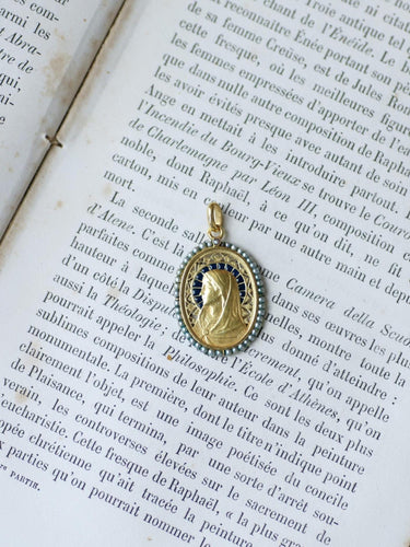 Pendentif Jener - Médaille Vierge Marie Art Nouveau en or jaune et perles fines 58 Facettes