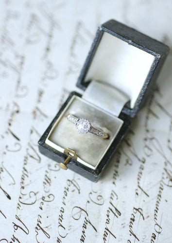 Bague 56 Bague solitaire diamant coussin taillé à l’ancienne en or rose et platine 58 Facettes