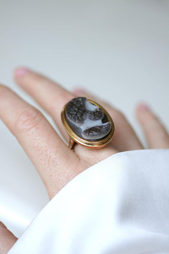 Bague 60.5 Chevalière ancienne - Bague en or jaune 18 kt avec camée sardonyx 58 Facettes