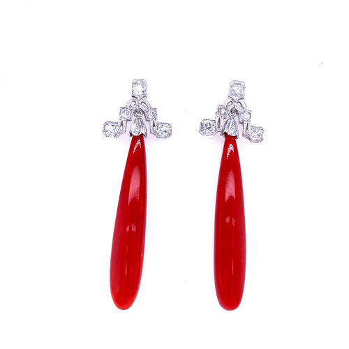 Boucles d'oreilles Boucles d’oreilles pendantes Art déco en or 18 carats, diamants et corail 58 Facettes