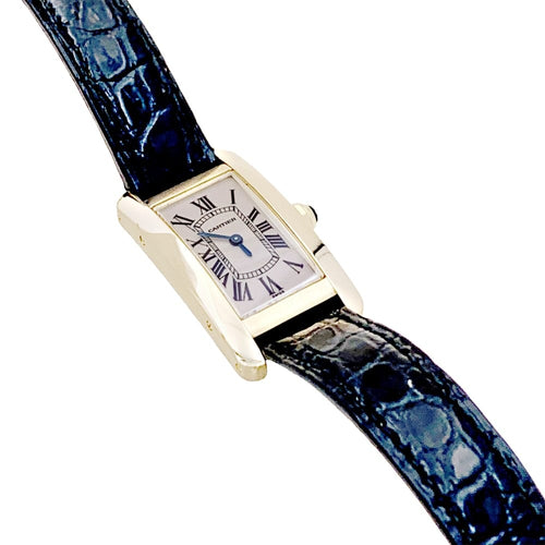 Montre Cartier Tank Américaine - Montre petit modèle en or jaune sur cuir 58 Facettes 35072
