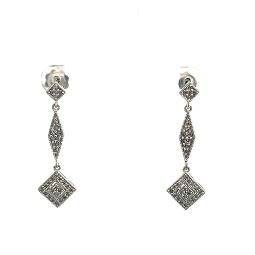 Boucles d'oreilles Boucles d’oreilles pendantes géométriques en or blanc 14K et diamants 58 Facettes UN0151
