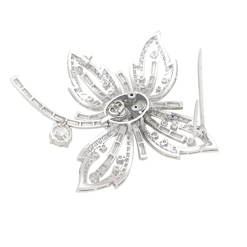 Broche Broche Fleur en platine et or blanc 18K, diamants 58 Facettes 33787