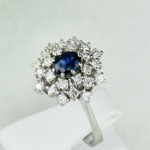 Bague 56.5 Bague en or blanc 14K avec saphir et diamants 58 Facettes 2189