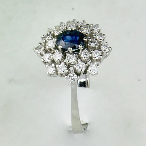 Bague 56.5 Bague en or blanc 14K avec saphir et diamants 58 Facettes 2189