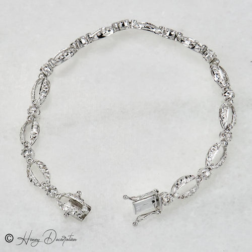 Bracelet Bracelet en or blanc 750 serti de 156 diamants (1,1 ct) 58 Facettes 2512
