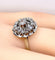 Bague 54 Bague marguerite en or blanc, platine et diamants 58 Facettes AB625