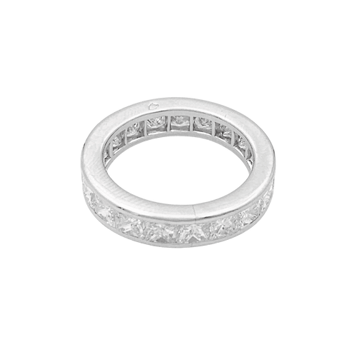 Bague 51 Alliance tour complet, platine, diamants princesse. 58 Facettes 34606