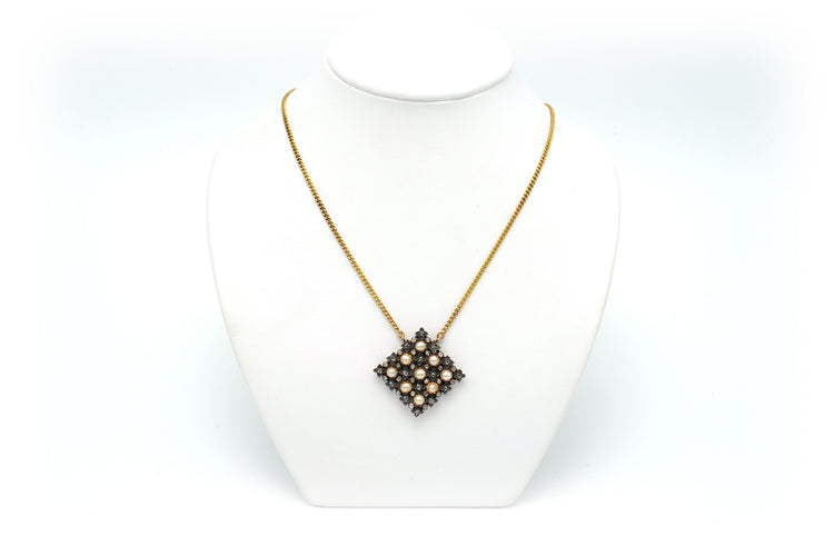 Collier Collier Art Déco en or jaune, argent, perles et diamants 58 Facettes 21051