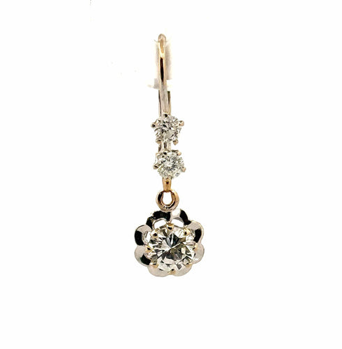 Boucles d'oreilles Dormeuses en or 18 carats et diamants 58 Facettes