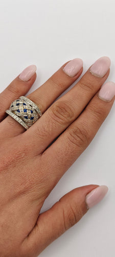 Bague 54 Bague nœud celtique en or blanc et diamants 58 Facettes 21004506