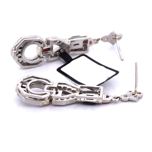 Boucles d'oreilles Boucles d'oreilles Art déco en platine ornées d'onyx, de corail et de diamants de 1,50 ct 58 Facettes OR156