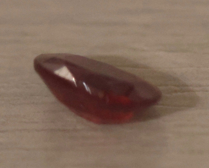 Gemstone Rubis de Birmanie 1.049cts certificat Bellerophon 58 Facettes