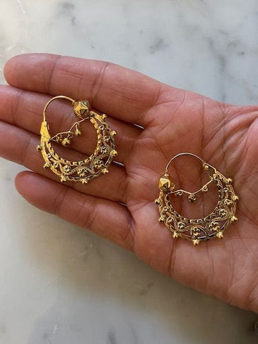 Boucles d'oreilles Grandes créoles savoyarde, en or jaune 58 Facettes