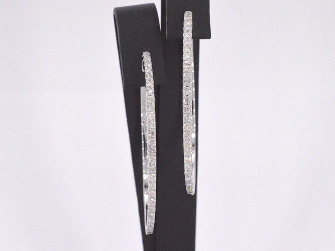 Boucles d'oreilles Boucles d'oreilles créoles en or blanc avec diamants 58 Facettes 2053