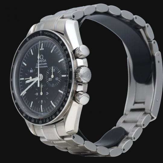 Montre Omega Montre Speedmaster Professional Moonwatch Apollo 11 58 Facettes MT41434