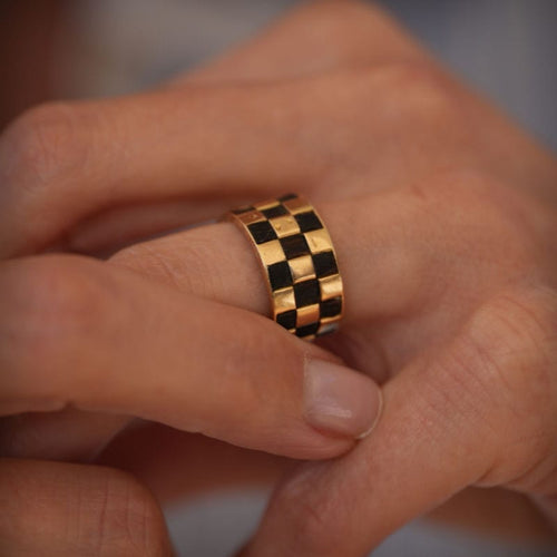 Bague 50 VAN CLEEF & ARPELS - Damier - Bague en or jaune et bois d'ébène 58 Facettes