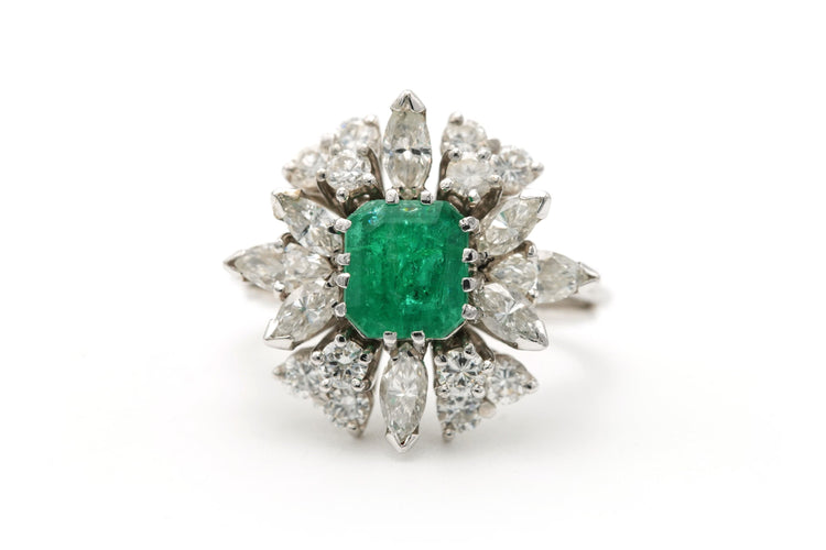 Bague 53 Bague - Bague contemporaine sertie d’émeraude et diamants en or blanc 18 carats 58 Facettes 23331