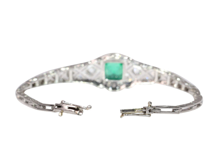 Bracelet Bracelet Art déco raffiné des années 1920, émeraude et diamants – Sophistication intemporelle 58 Facettes 25014-0038