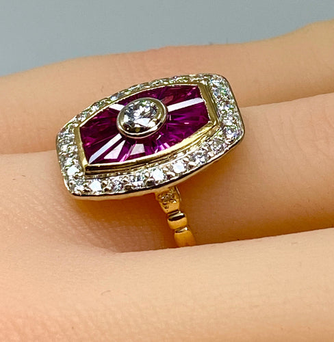 Bague 50 Bague or jaune diamants et rubis, style Art Déco 58 Facettes AB484