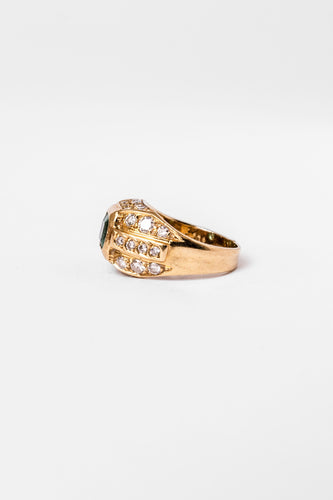 Bague 53 Bague Chevalière en or jaune émeraude et diamants 58 Facettes