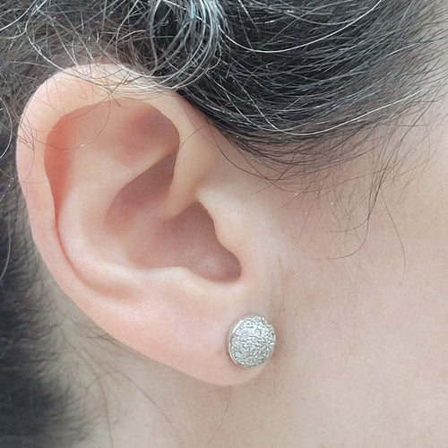 Boucles d'oreilles Boucles d’oreilles en or blanc 18k et diamants taille brillant 58 Facettes PE946