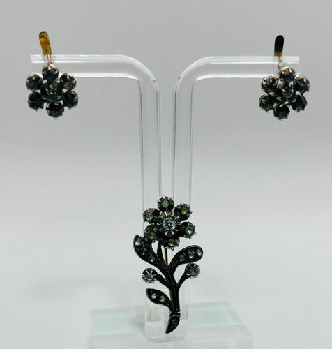 Boucles d'oreilles Boucles d'oreilles et broche à motif floral espagnol 58 Facettes 50195