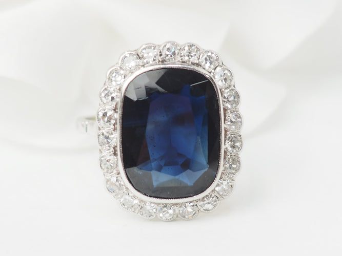 Bague 59 Bague Pompadour en or blanc, saphir et diamants 58 Facettes 33307