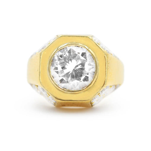 Bague 57 BULGARI - Bague vintage en or jaune, diamant central de 1,76 ct. 58 Facettes
