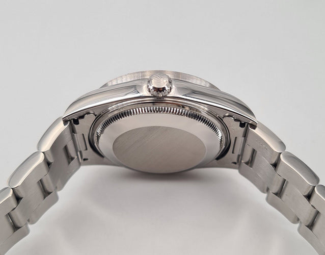 Montre ROLEX Date Cadran Bleu 58 Facettes 15210